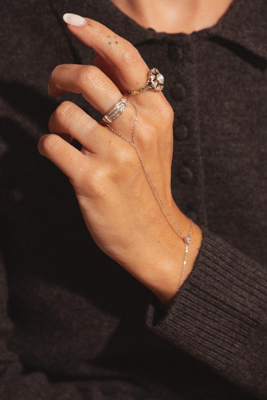 Bobby Rose Luxe Single Silver Handbracelet