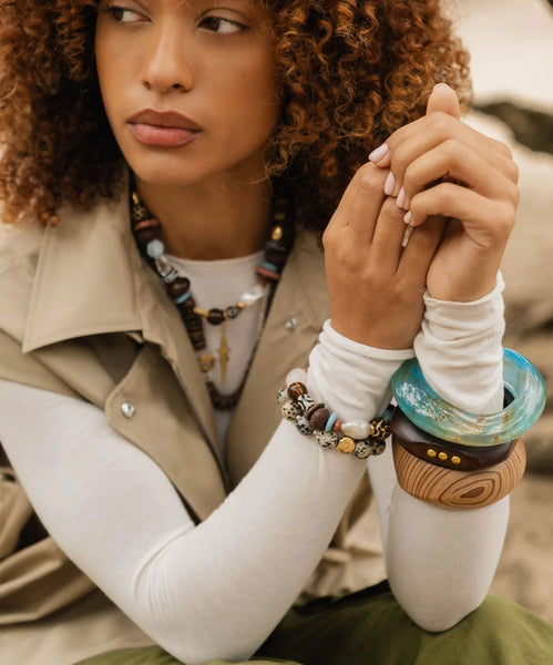 Le Veer Jewelry Blue Bangle