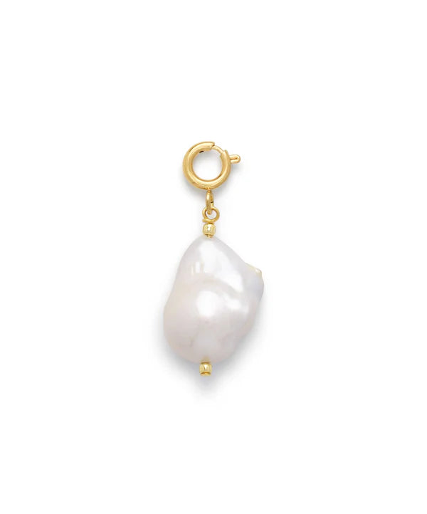 Le Veer Baroque Pearl Charm Goldplated