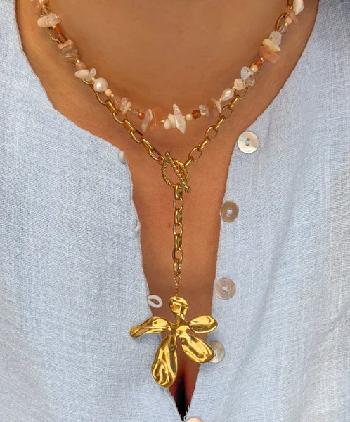 Le Veer Dahlia Charm Gold
