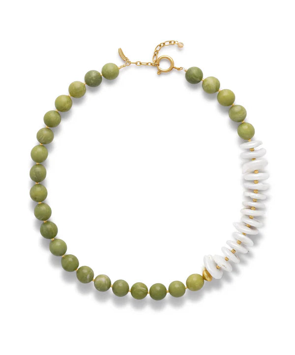 Le Veer Pistachio Pearl Necklace Goldplated