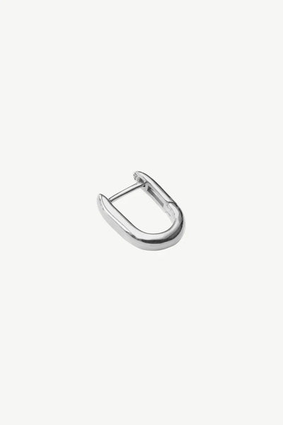 The Spice Of Life Solid Oval Hugging Hoop Oorbel Silver