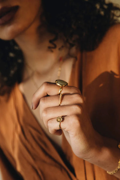 The Spice Of Life Tiny Flowers Ring Goud