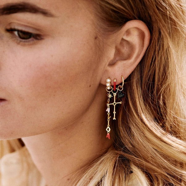Anna+Nina Cross My Heart Earring Charm Goldplated | Trendjuwelier Bemelmans.