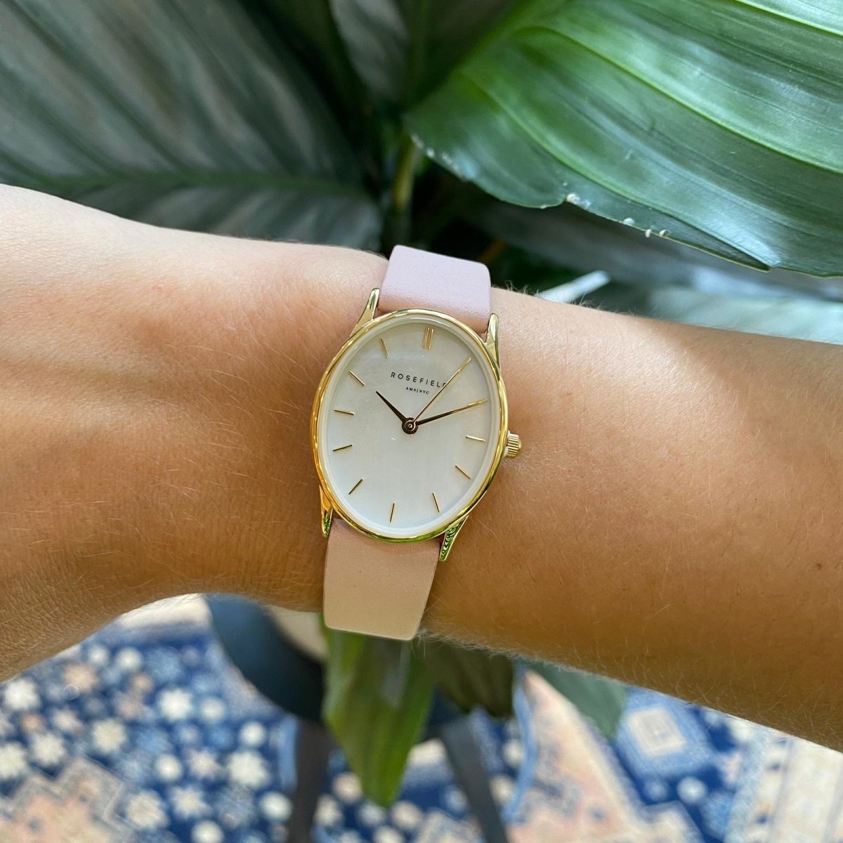 Rosefield Oval Pearl Gold Lila - Main Image